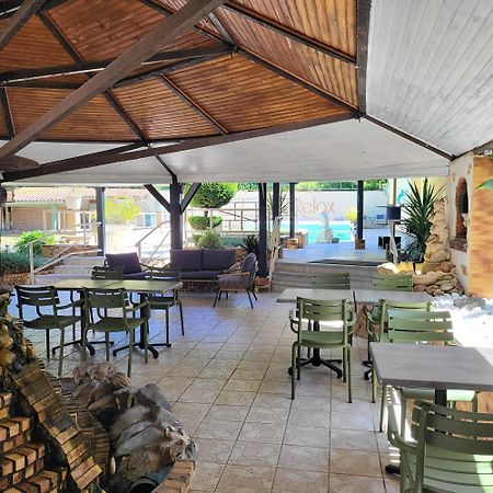 Le Relax Hotel Boulazac Isle Manoire Bagian luar foto